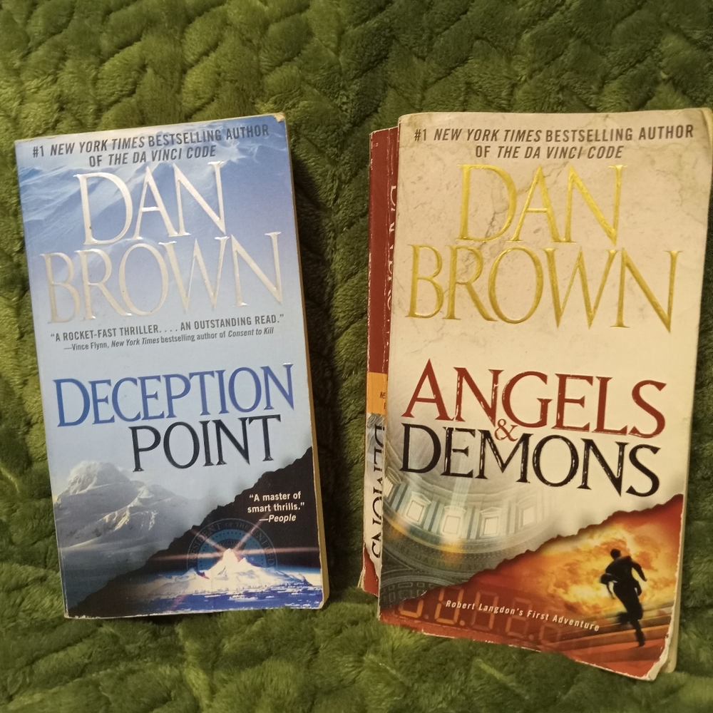 Paperback books by Dan Brown